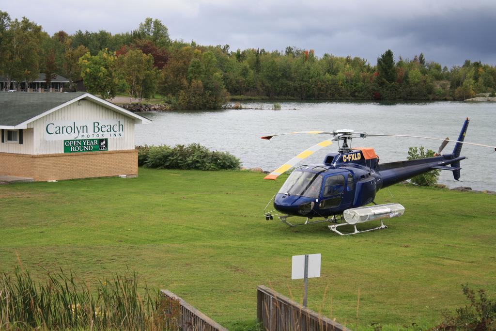 Carolyn Beach Inn Thessalon エクステリア 写真