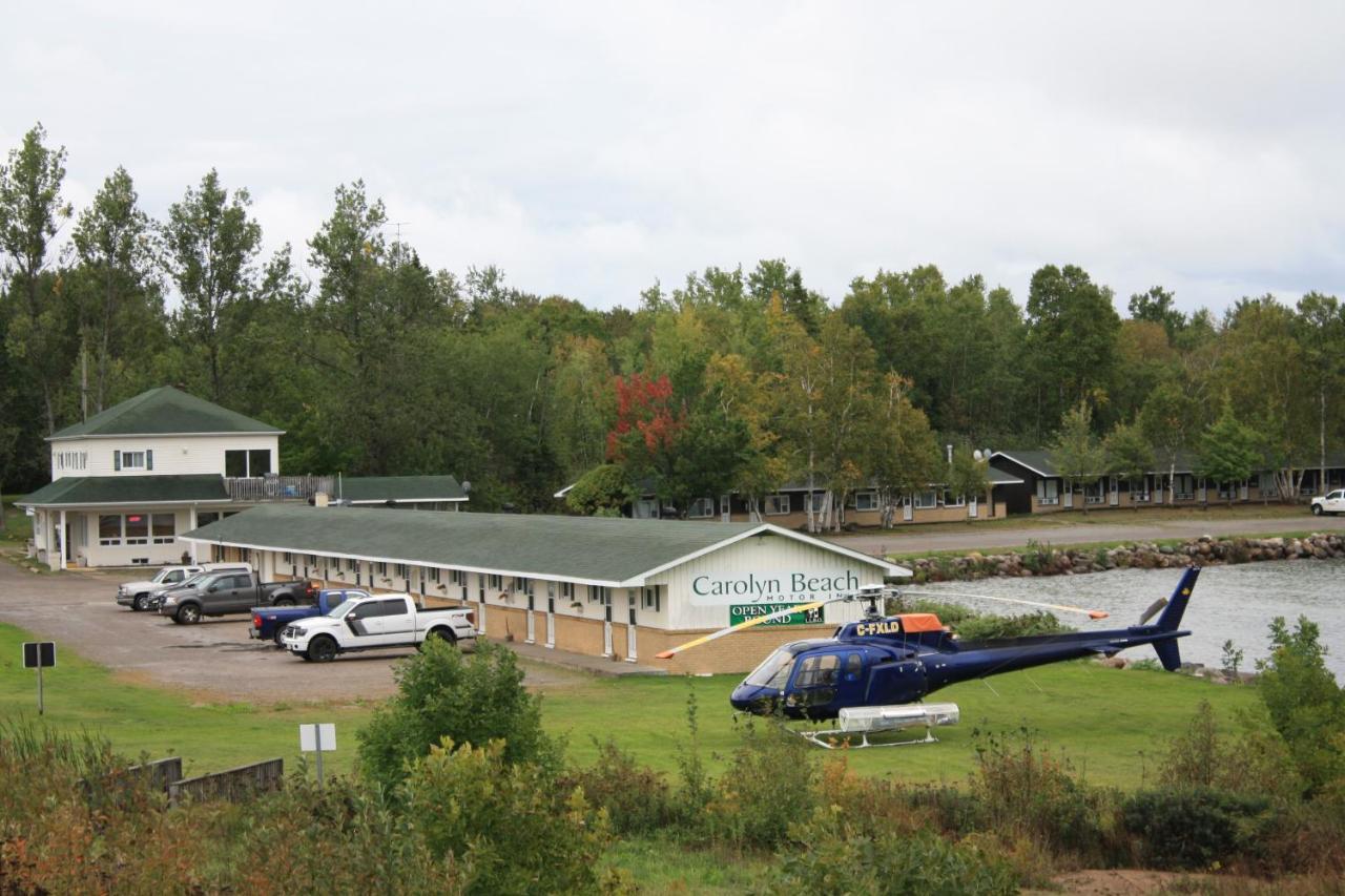 Carolyn Beach Inn Thessalon エクステリア 写真